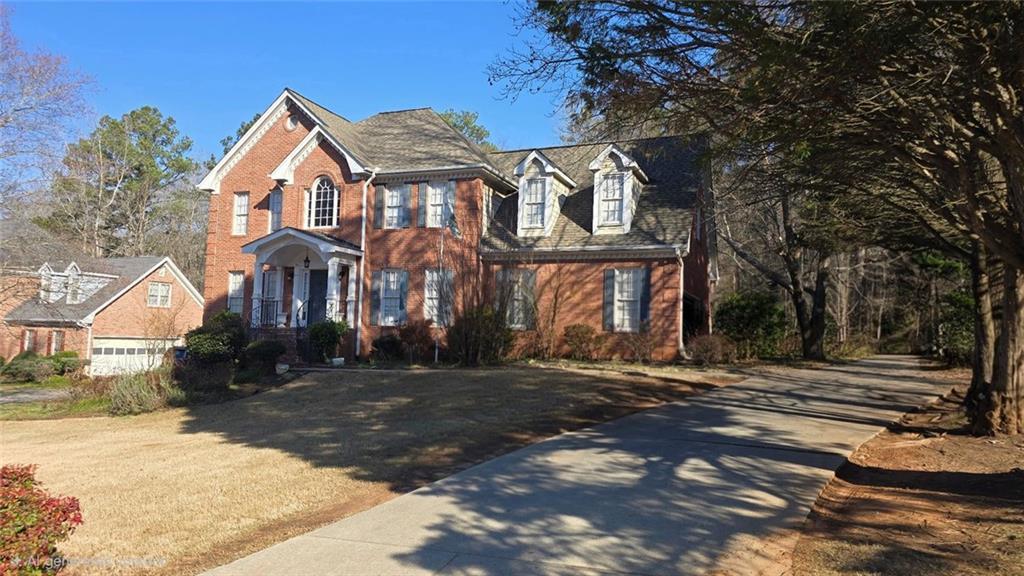 2341 SE Weatherstone Cir., Conyers, GA 30094