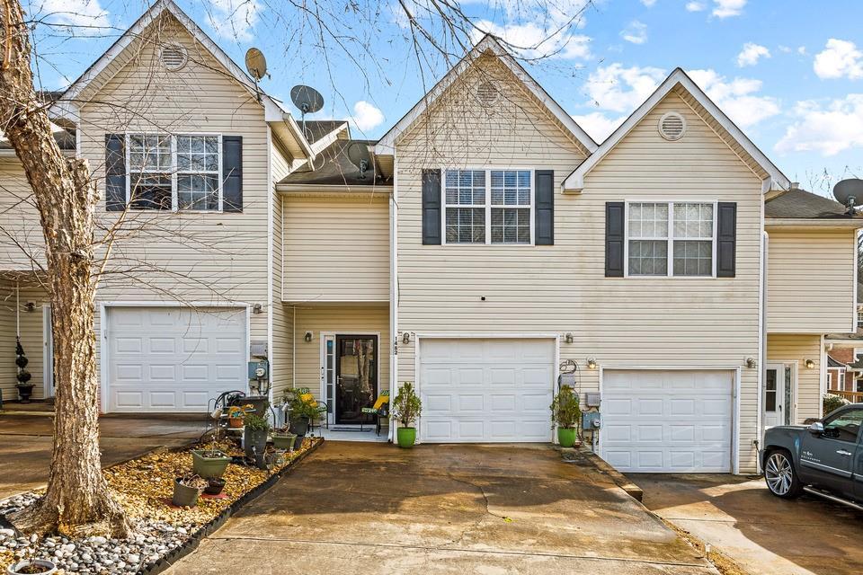 1482 Riverrock Tr., Riverdale, GA 30296