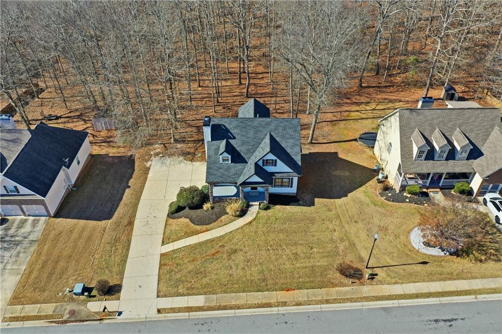 5975 Windsor Creek Dr., Douglasville, GA 30115