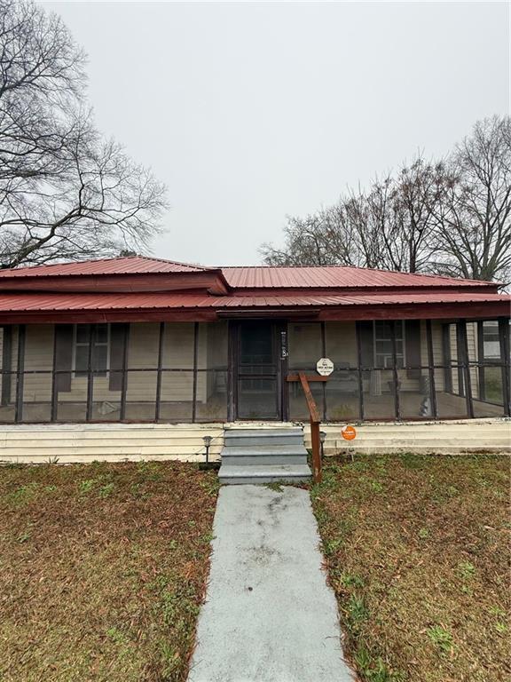 228 Rose Ave., Woodbury, GA 30293