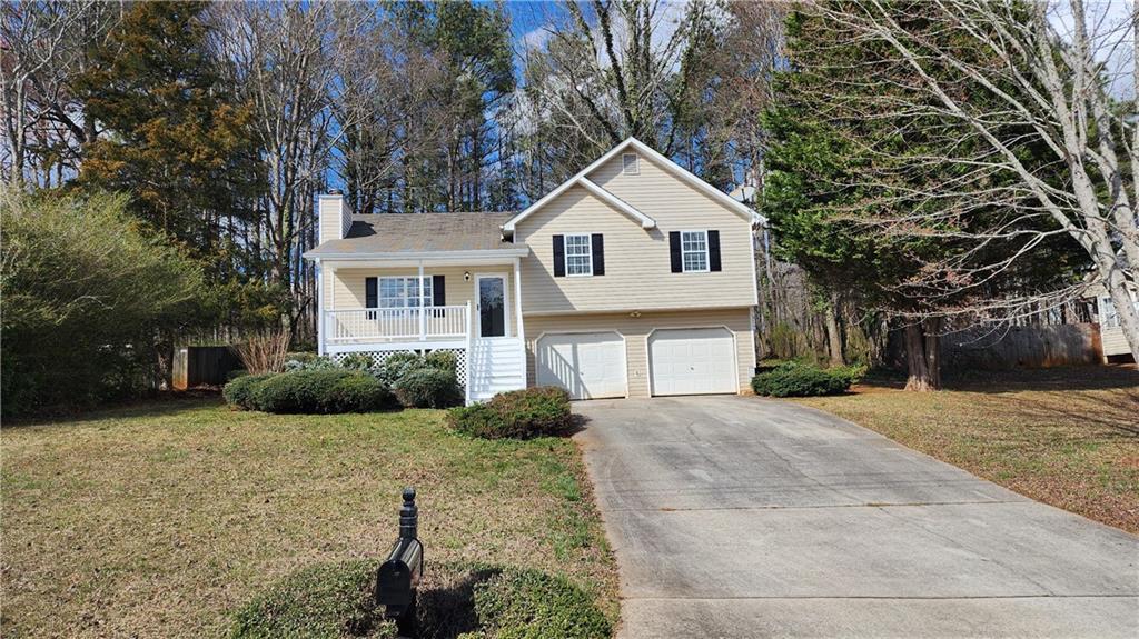249 Farm Brook Ln., Dallas, GA 30157