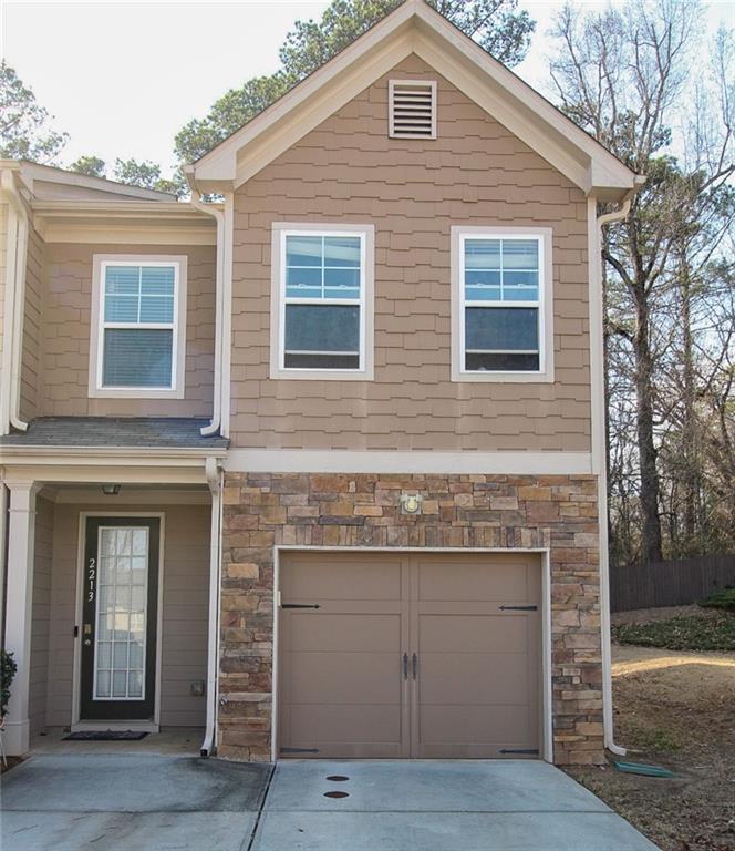 2213 Triple Crown Ln., Lithonia, GA 30058