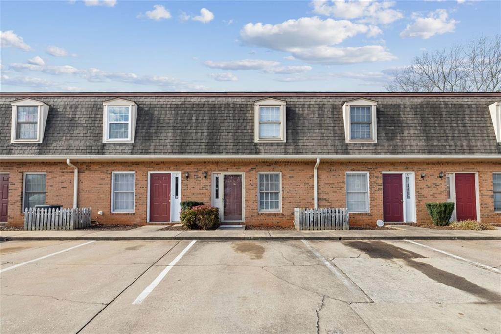 3730 Old Flowery Branch Rd. #J-5, Oakwood, GA 30566