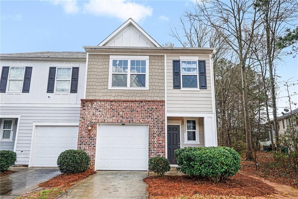 2332 Mckenna Square Dr., Lithonia, GA 30058