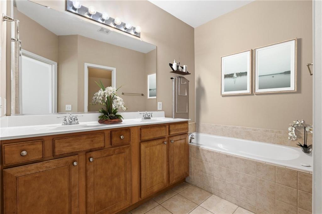 5288 Kershaw Ct., Smyrna, GA 30339