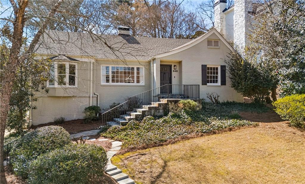 840 Woodley Dr., Atlanta, GA 30318