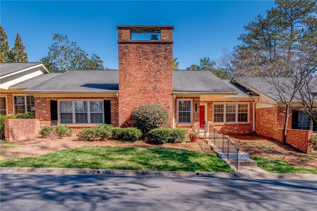 4095 Deerings Dr., Peachtree Corners, GA 30092