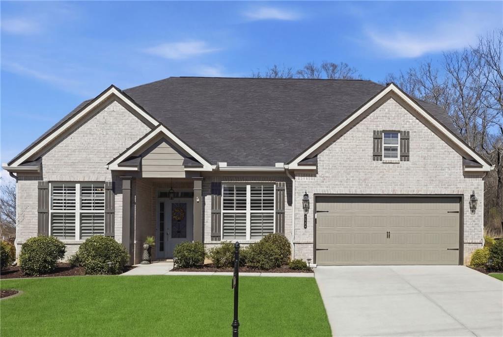 5040 Mirror Lake Dr., Cumming, GA 30028