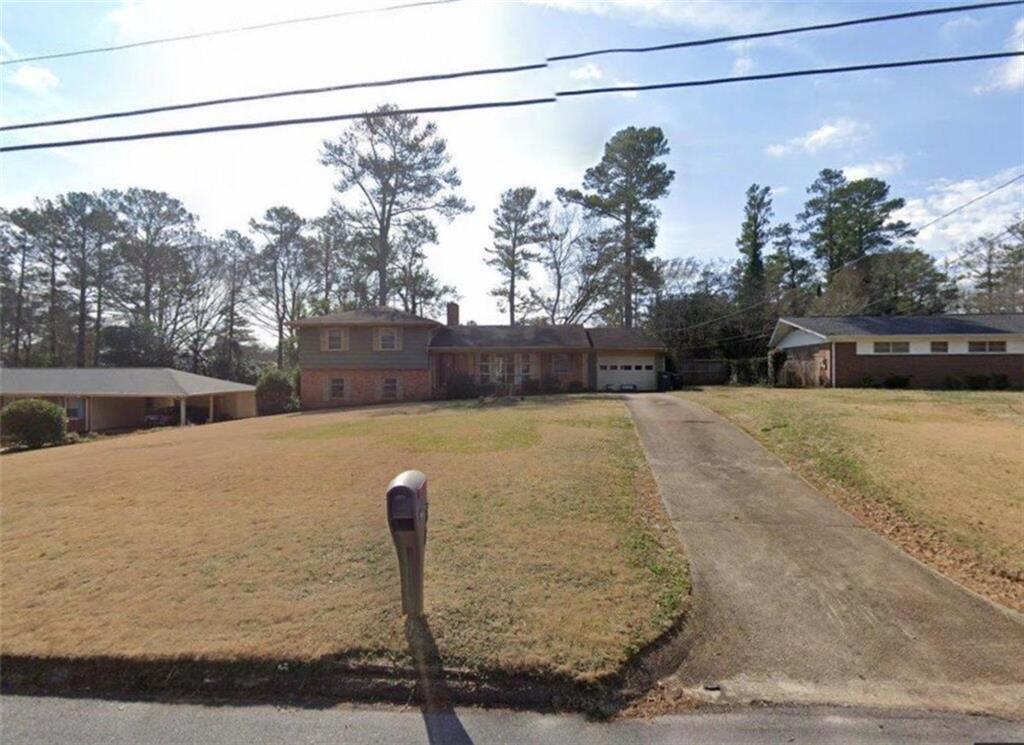 202 Hillandale Dr., Griffin, GA 30224