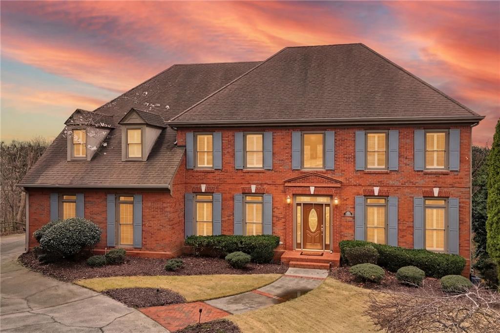 2910 Leeds Garden Ln., Alpharetta, GA 30022