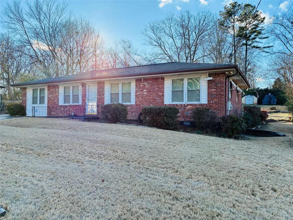 6795 Tralee Dr., Lithia Springs, GA 30122