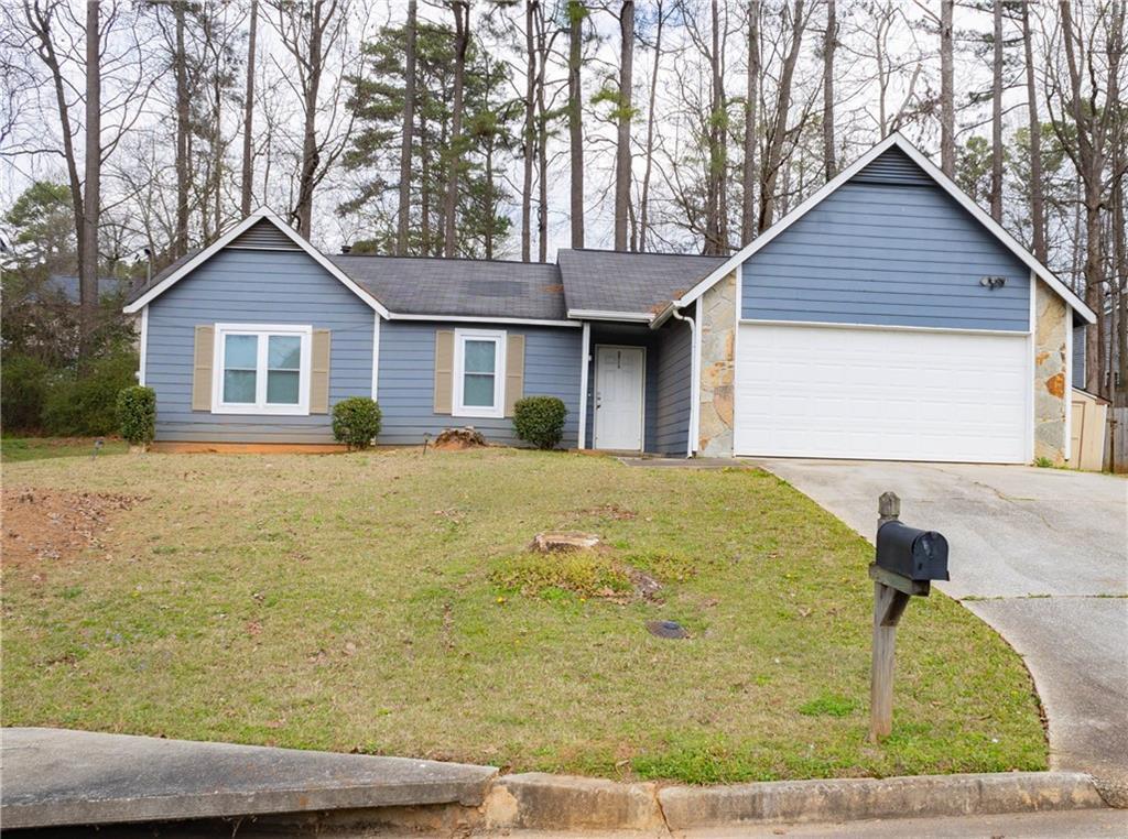 5283 Biffle Downs Rd., Stone Mountain, GA 30088