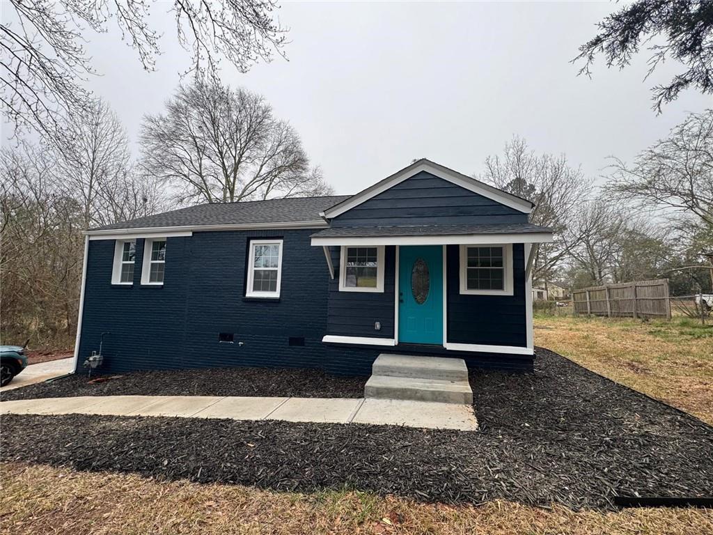 1418 E 10th St., West Point, GA 31833