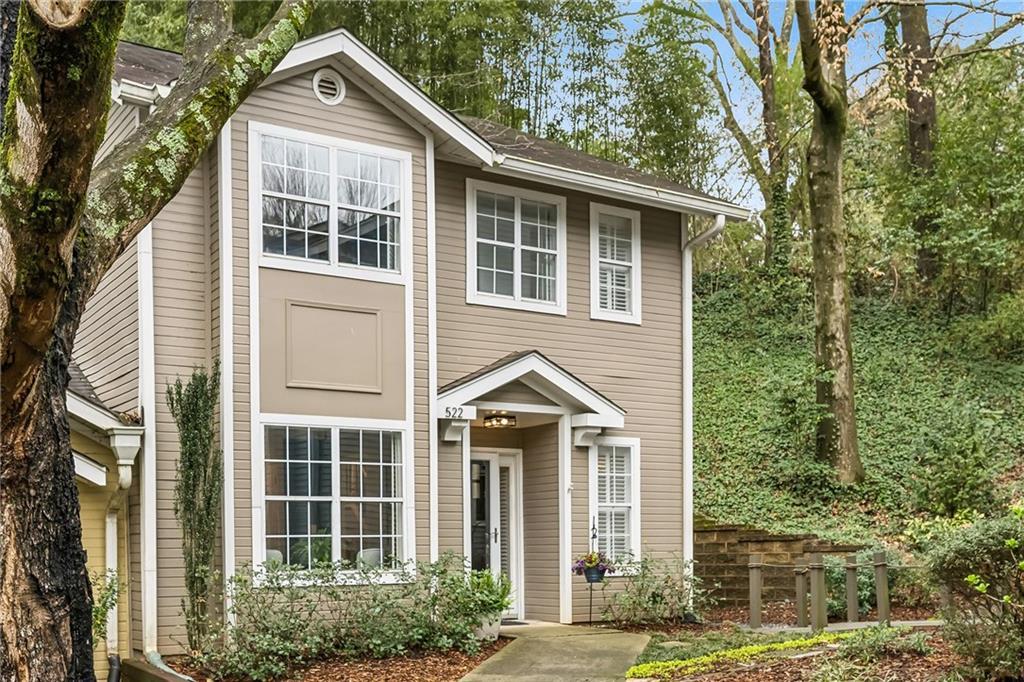 522 Woodbridge Hollow Ct., Atlanta, GA 30306