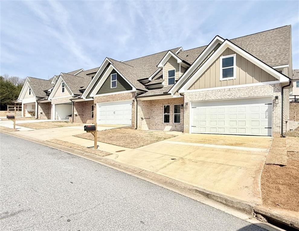 131 Stoneybrook Dr., Dahlonega, GA 30533