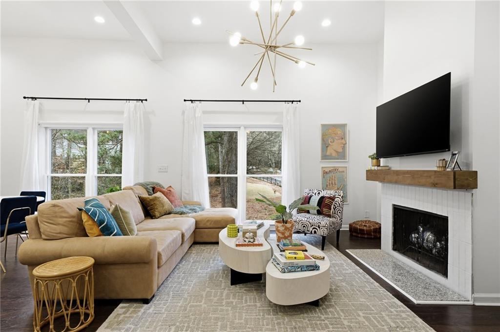 201 Brandywine Cir., Atlanta, GA 30350