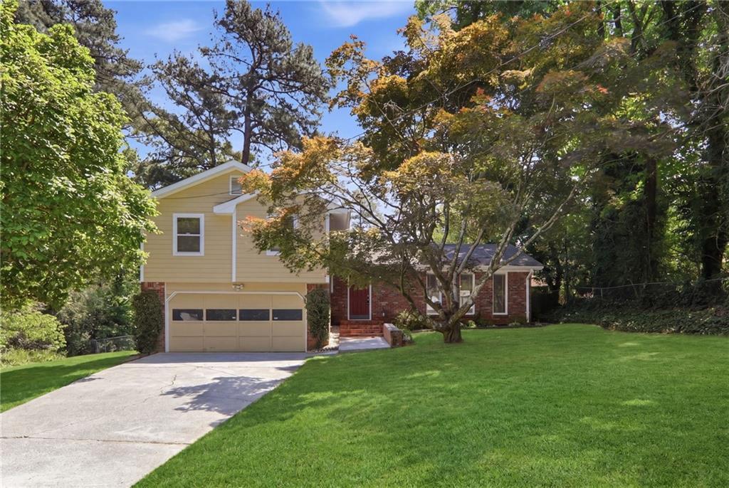 5642 Breezy Ct., Lilburn, GA 30047