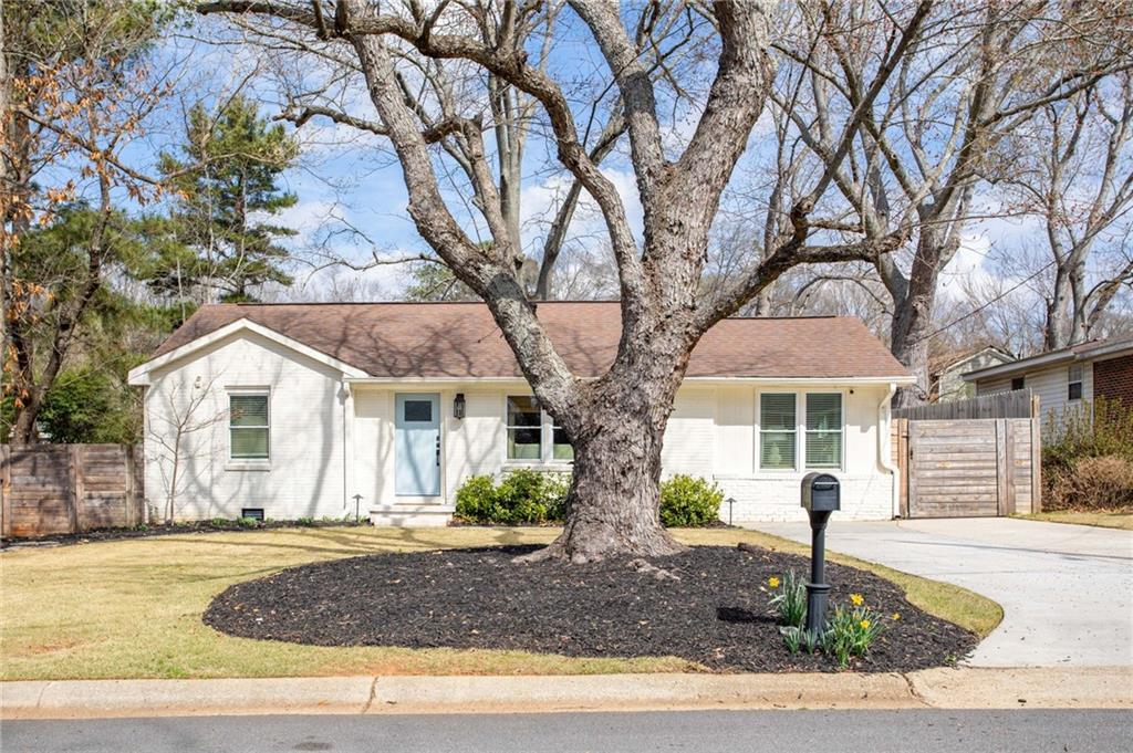 545 Woodale Dr., Smyrna, GA 30080