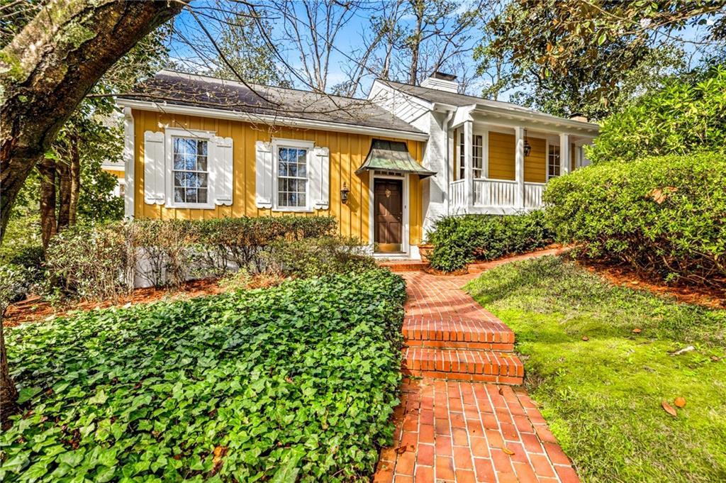 547 Spring Valley Rd., Atlanta, GA 30318