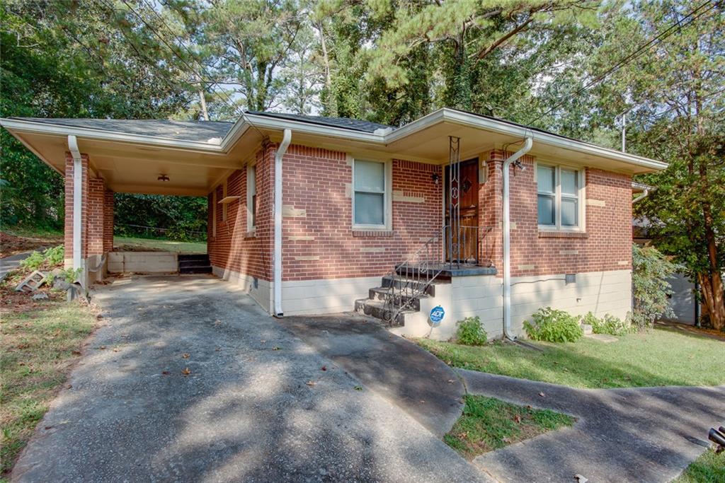 2243 Mark Tr., Decatur, GA 30032
