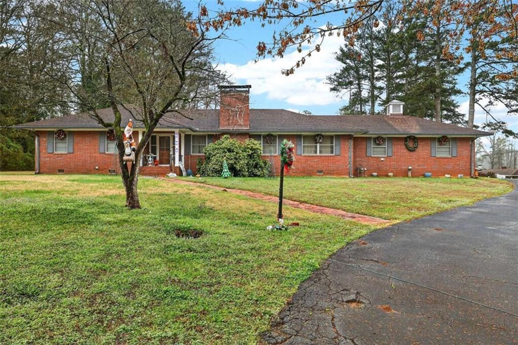 2362 Rugby Ln., College Park, GA 30337