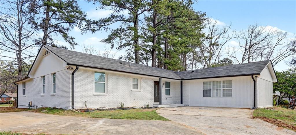 2447 Omaha Rd., Atlanta, GA 30331