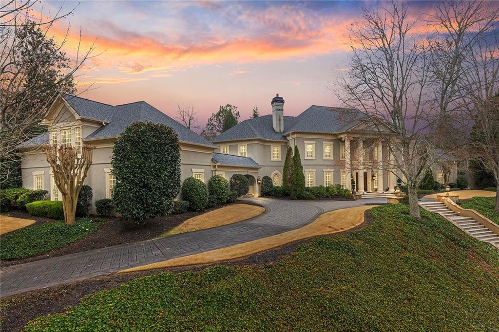 3594 Tuxedo Ct., Atlanta, GA 30305