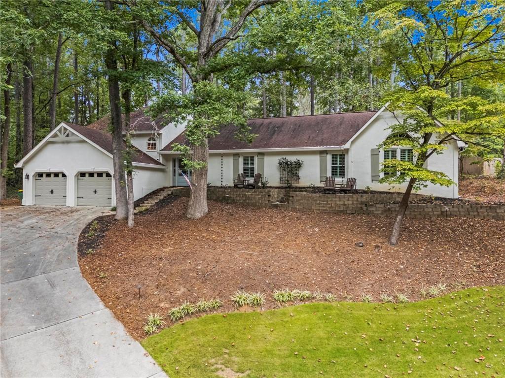 2669 Chimney Springs Dr., Marietta, GA 30062