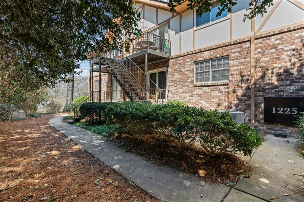 1225 Church St. #J, Decatur, GA 30030