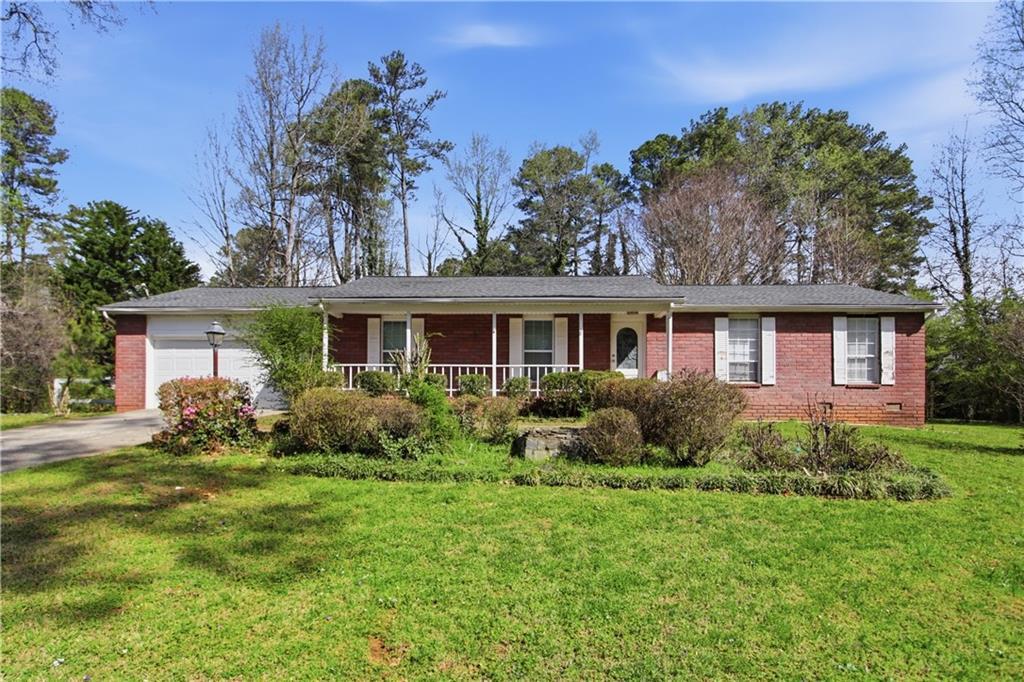 860 Regency Ct., Lawrenceville, GA 30044