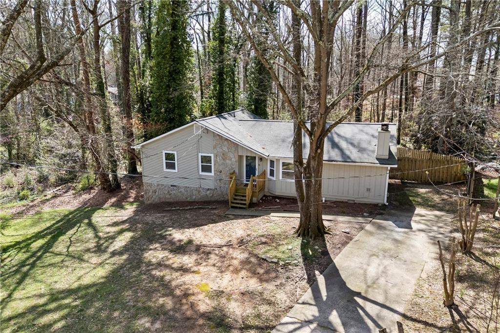 2493 Cherie Glen Rd., Snellville, GA 30039