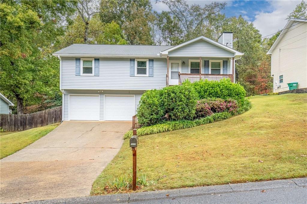 1187 Lightfoot Dr., Canton, GA 30115