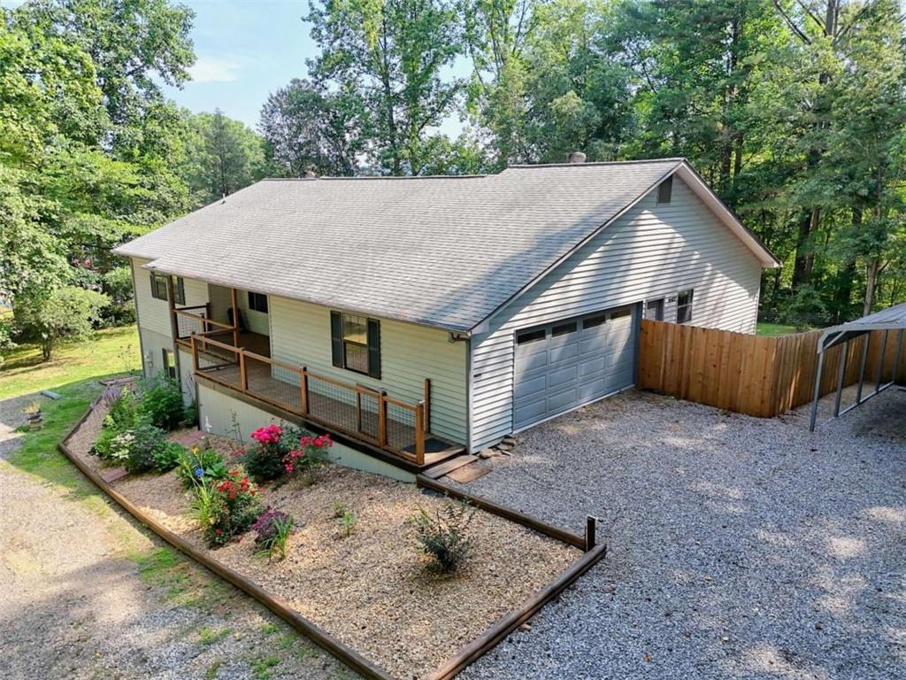 28 Coon Tail Rd., Blairsville, GA 30512