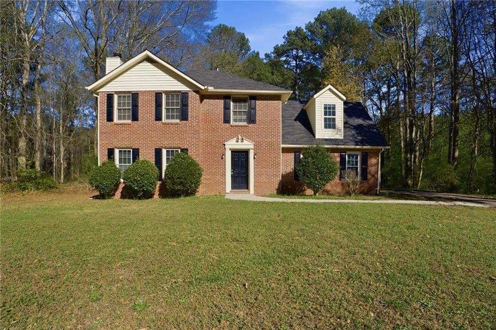 40 Lake Ct., Stockbridge, GA 30281