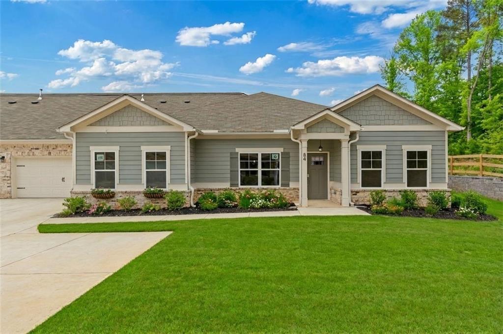 3867 Shelleydale Dr., Powder Springs, GA 30127