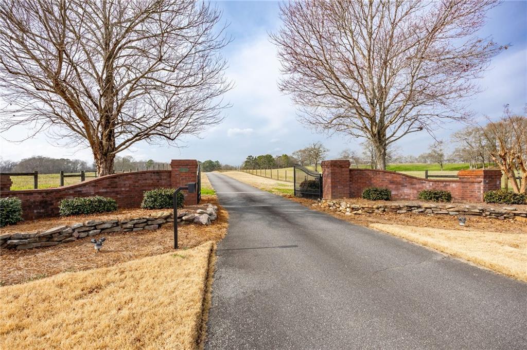 31 Old Hardin Bridge Rd., Taylorsville, GA 30178