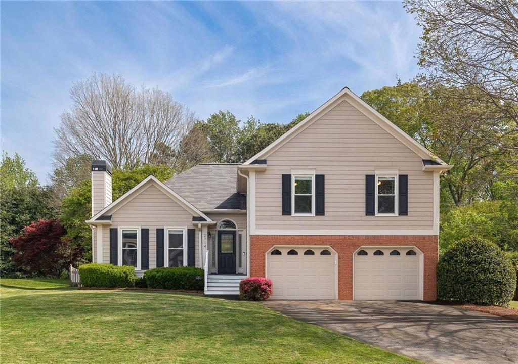 2114 Glenellen Dr., Kennesaw, GA 30152