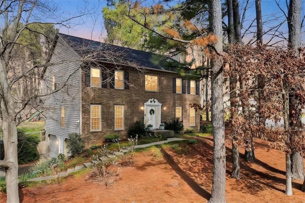 1467 Oak Springs Dr., Marietta, GA 30066