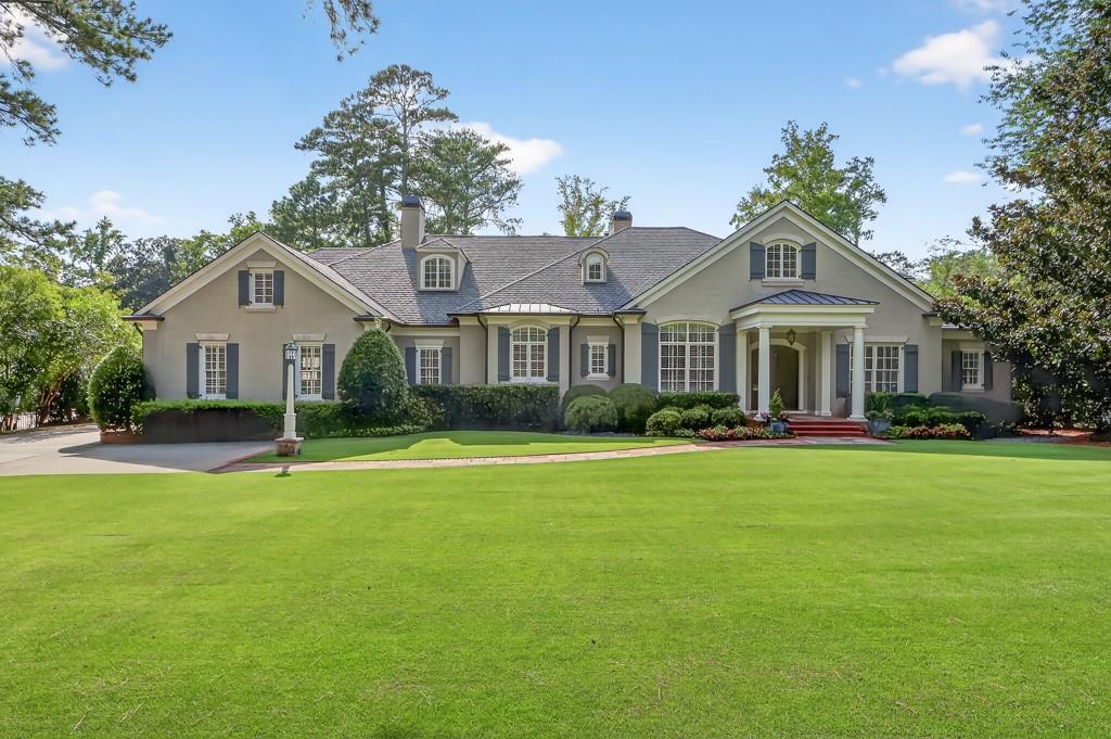 2954 Ridgewood Rd., Atlanta, GA 30327