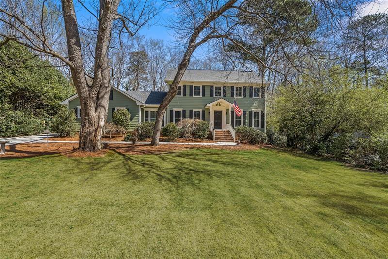 1932 Trumbull Dr., Dunwoody, GA 30338