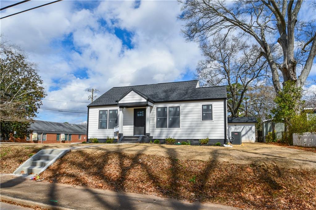 651 North Ave., Atlanta, GA 30354