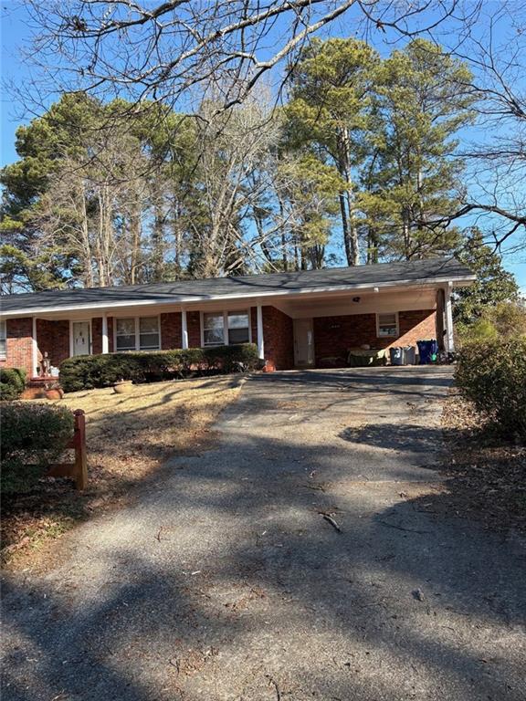 4260 Bingham Ct., Stone Mountain, GA 30083