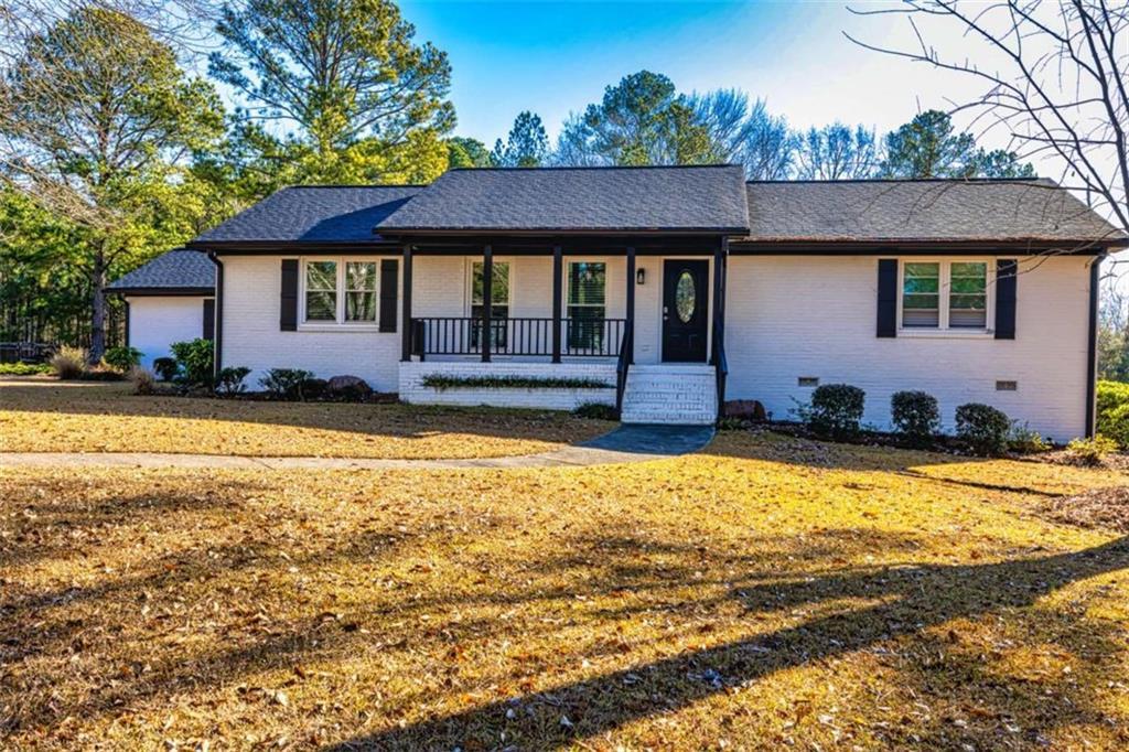 3625 Pointer Rd., Loganville, GA 30052