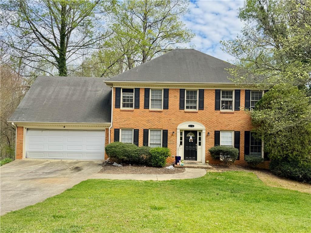 5040 Huntshire Ln., Lilburn, GA 30047