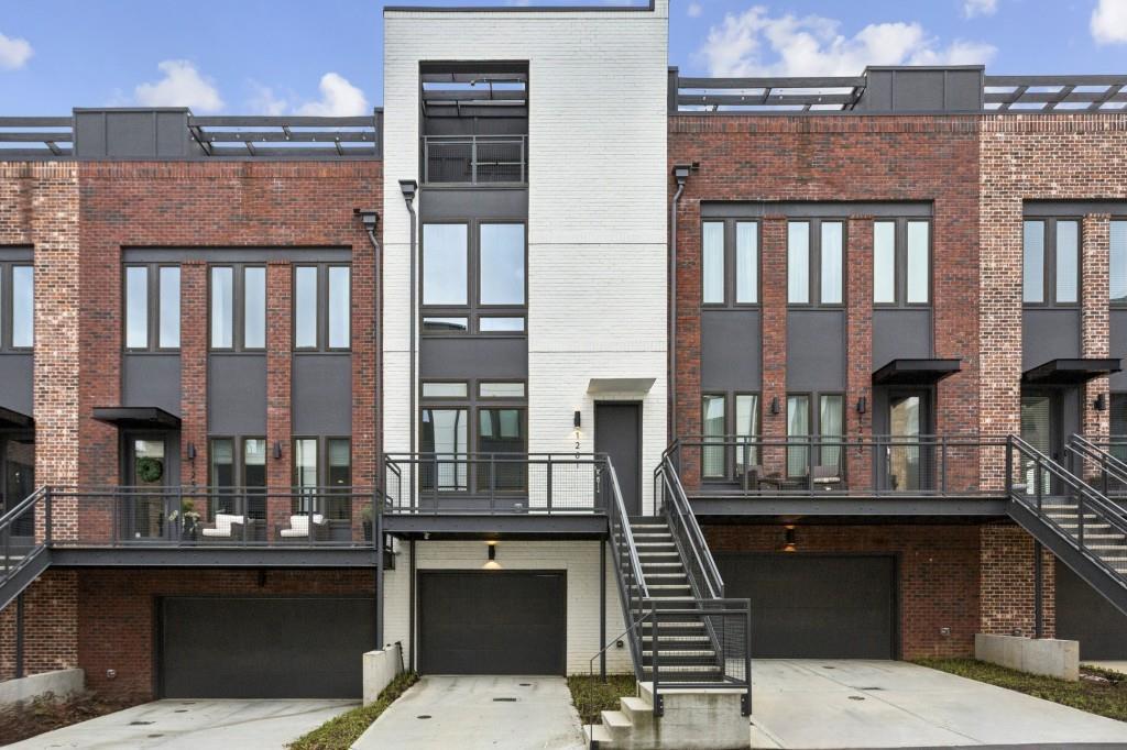 1261 Chelsea Cir., Atlanta, GA 30318