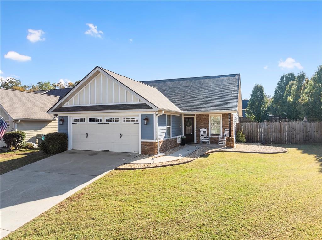 204 Sugar Maple Dr., Cornelia, GA 30531