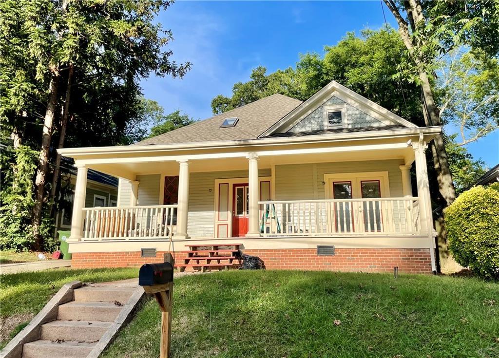 680 Grady Pl., Atlanta, GA 30310