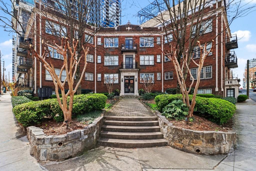 908 Juniper St. #206, Atlanta, GA 30309