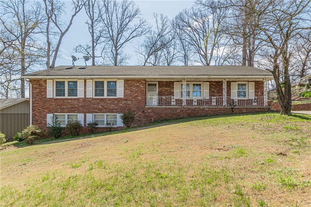 2110 Lavista Cir., Hapeville, GA 30354