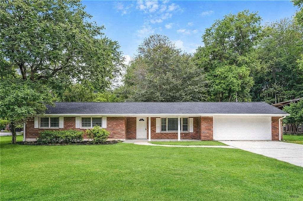 727 S Carter Dr., Jonesboro, GA 30236